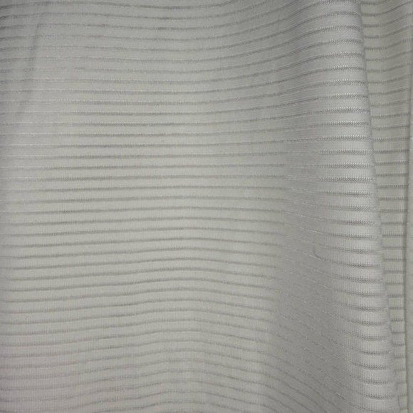 PrettyLittleThing White Flare Pants - Picture 4 of 4